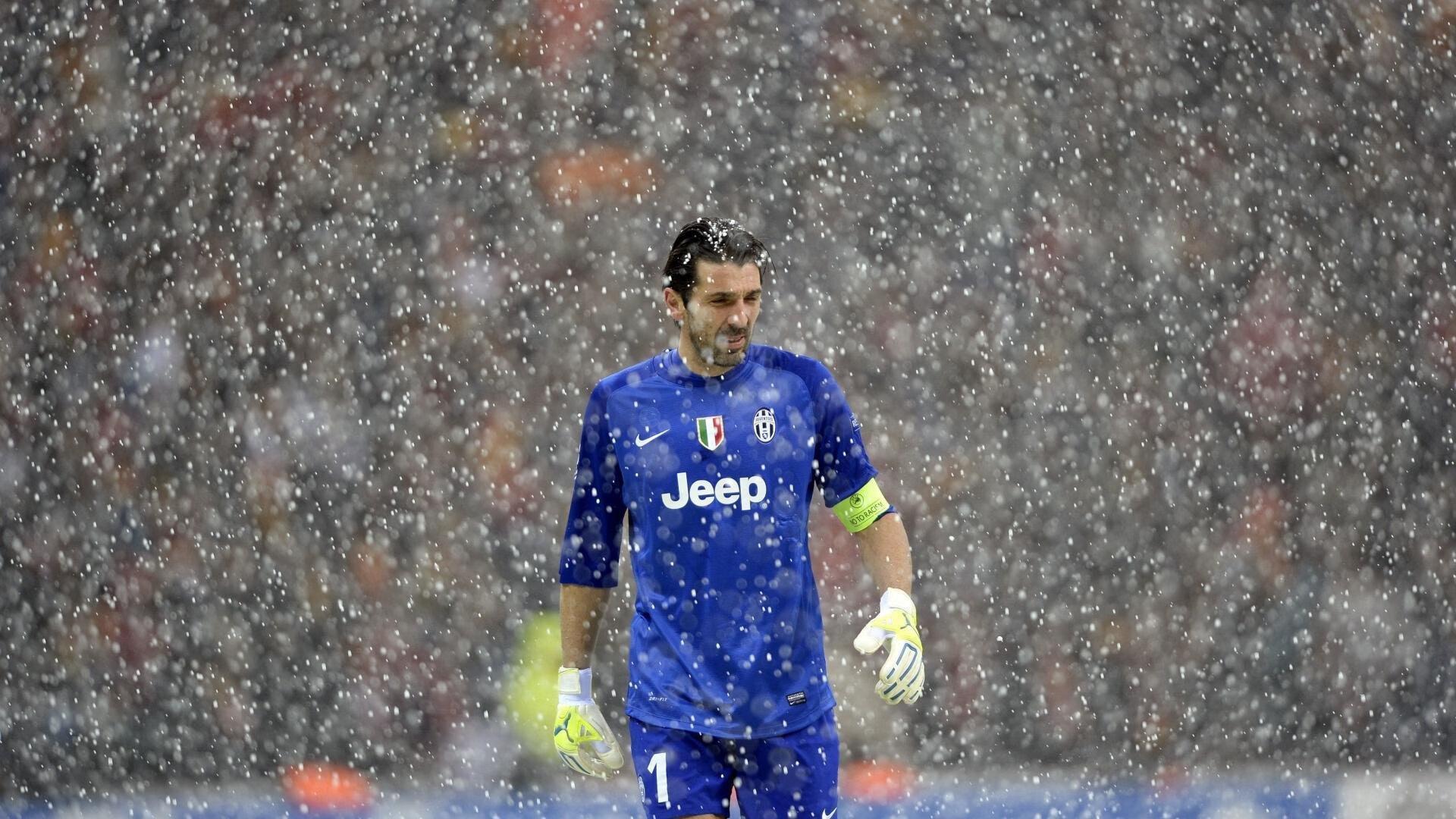 吕迪格带伤作战内幕曝光,手术前长期依赖止痛药,季前准备不足成伤情恶化关键